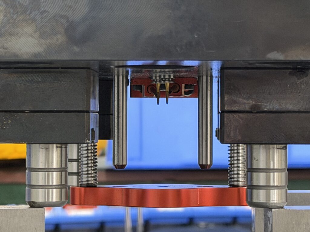 Bomett threading tool